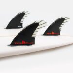 סט חרבות Accelerator Tri Fins – MED, PC Carbon + AirCore
