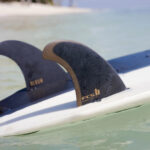 סט חרבות Album Twin + 1 Fin Set – M-L, Performance Glass, Black/Gold