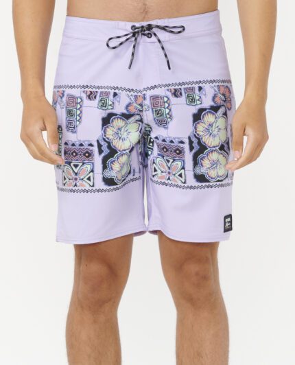 מכנסי גלישה מקצועיים עם הדפס פרחוני מבית Hoffman Fabrics, בד ממוחזר בטכנולוגיית Mirage Core, כיס אחורי ותווית לוגו