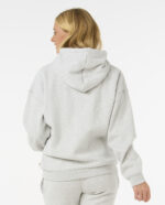 VARSITY HOODIE קפוצ׳ון לנשים - פליזים ומעילים - תמונה 9