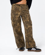 מכנסי קרגו ארוכים לנשים - PARADISE CAMO CARGO PANT