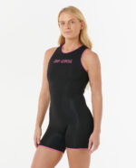 בגד ים שלם לנשים – SG G-BOMB 1.5MM SHORT JANE